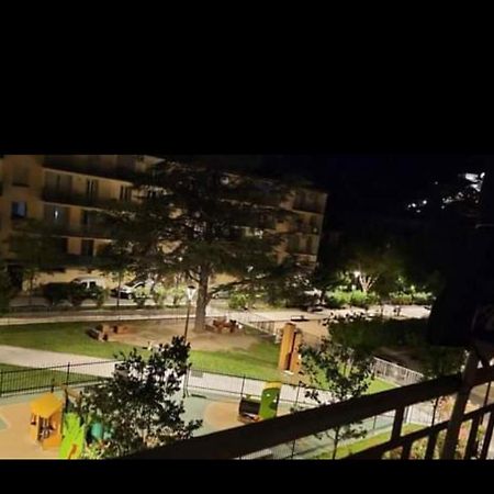 Agreable Appartement F3 Climatise Корте Екстериор снимка
