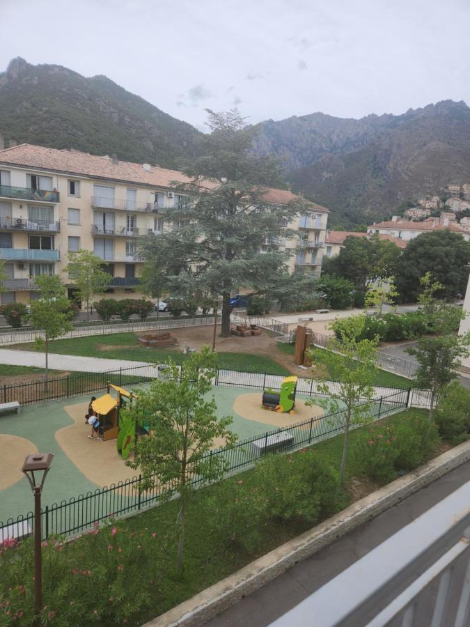 Agreable Appartement F3 Climatise Корте Екстериор снимка