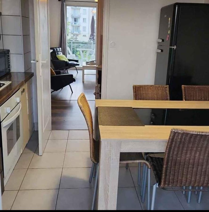 Agreable Appartement F3 Climatise Корте Екстериор снимка